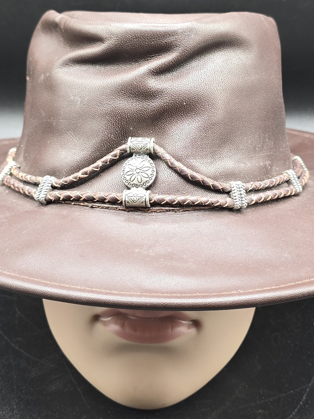 Minnetonka Silverton Leather Hat